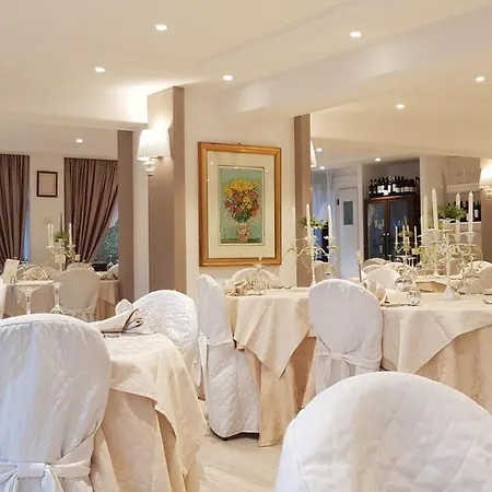 Edelweiss 3* Пескассероли